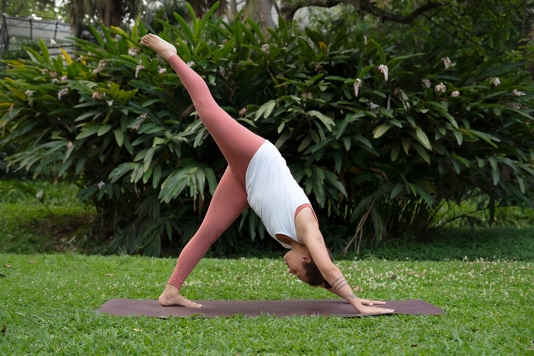 Yoga para estimular a criatividade: Despertando o Chakra Sacral